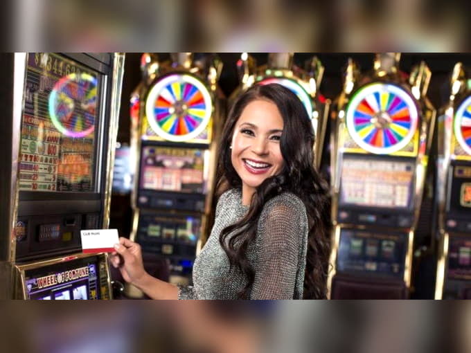 €275 Free chip at Emu Casino