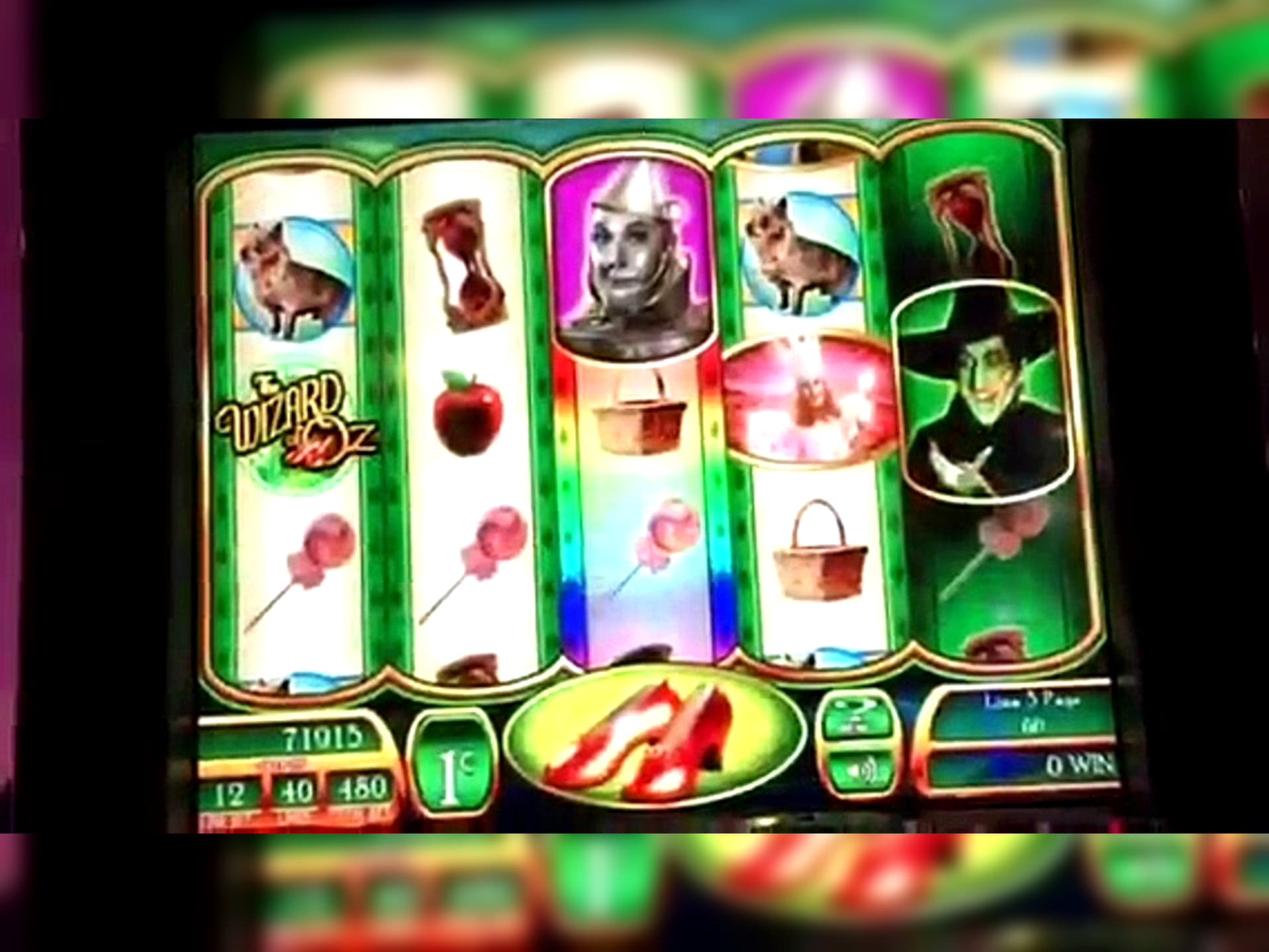 €165 Free Money at Red Bet Casino
