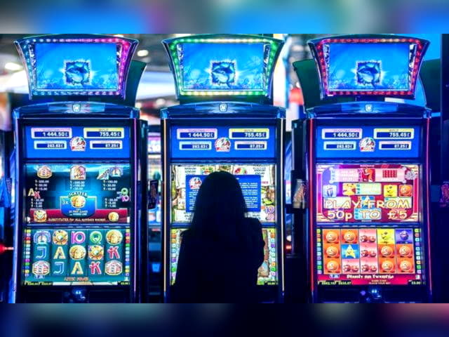 33 free casino spins at Superior Casino