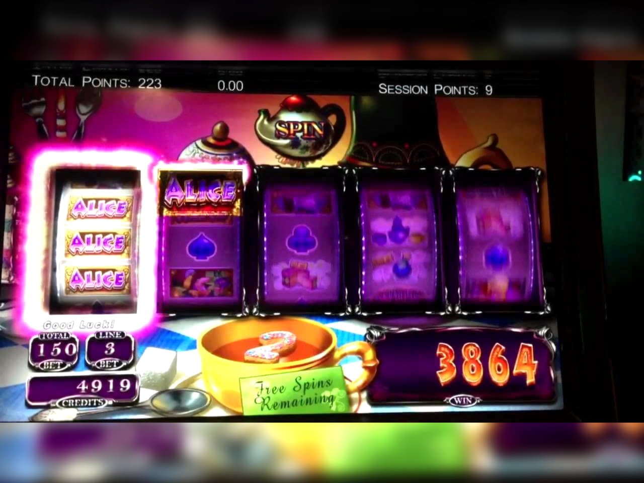 ﻿$325 Free chip at Emu Casino