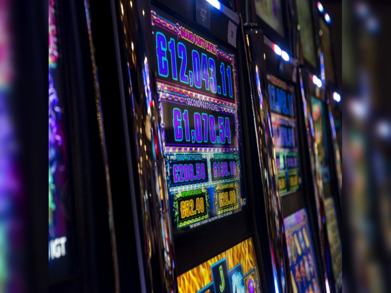 $240 Free Casino Tournament at 888 Casino