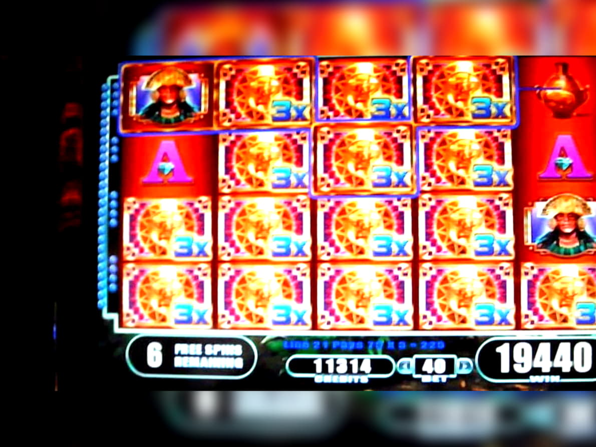 £350 Daily freeroll slot tournament at Win A Day Casino