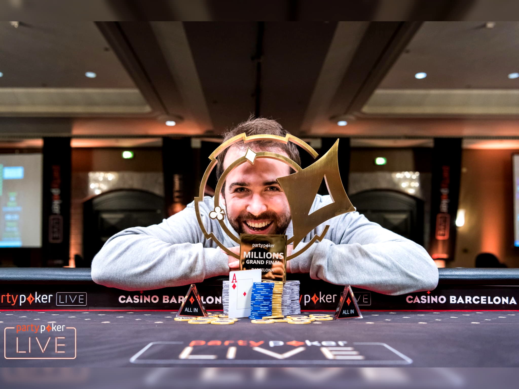 £340 Mobile freeroll slot tournament at Casino Action