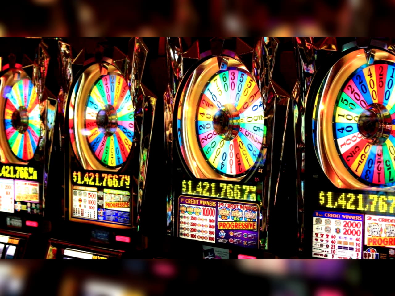 $980 Daily freeroll slot tournament at BranGo Casino