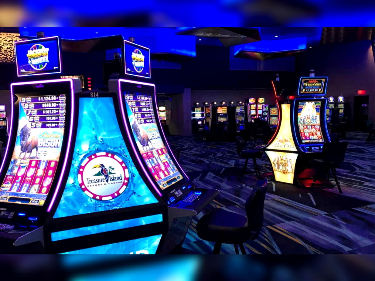 175 Free Spins right now at Casino Cruise