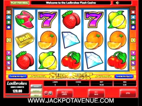 EURO 180 free casino chip at Royal Panda Casino