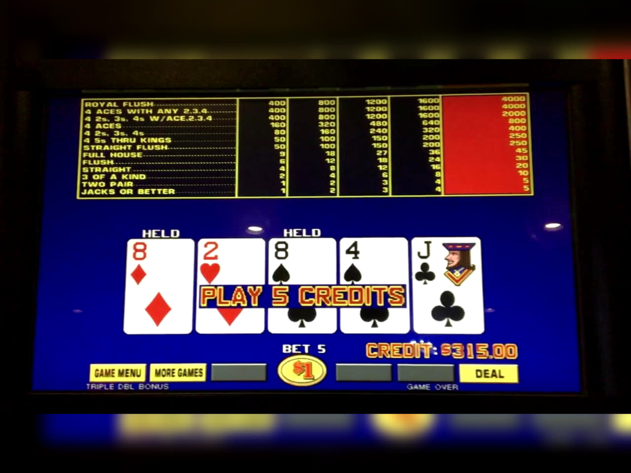 £105 Free Chip at bWin Casino