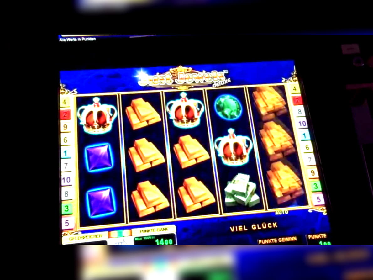 €280 Daily freeroll slot tournament at Casino Share