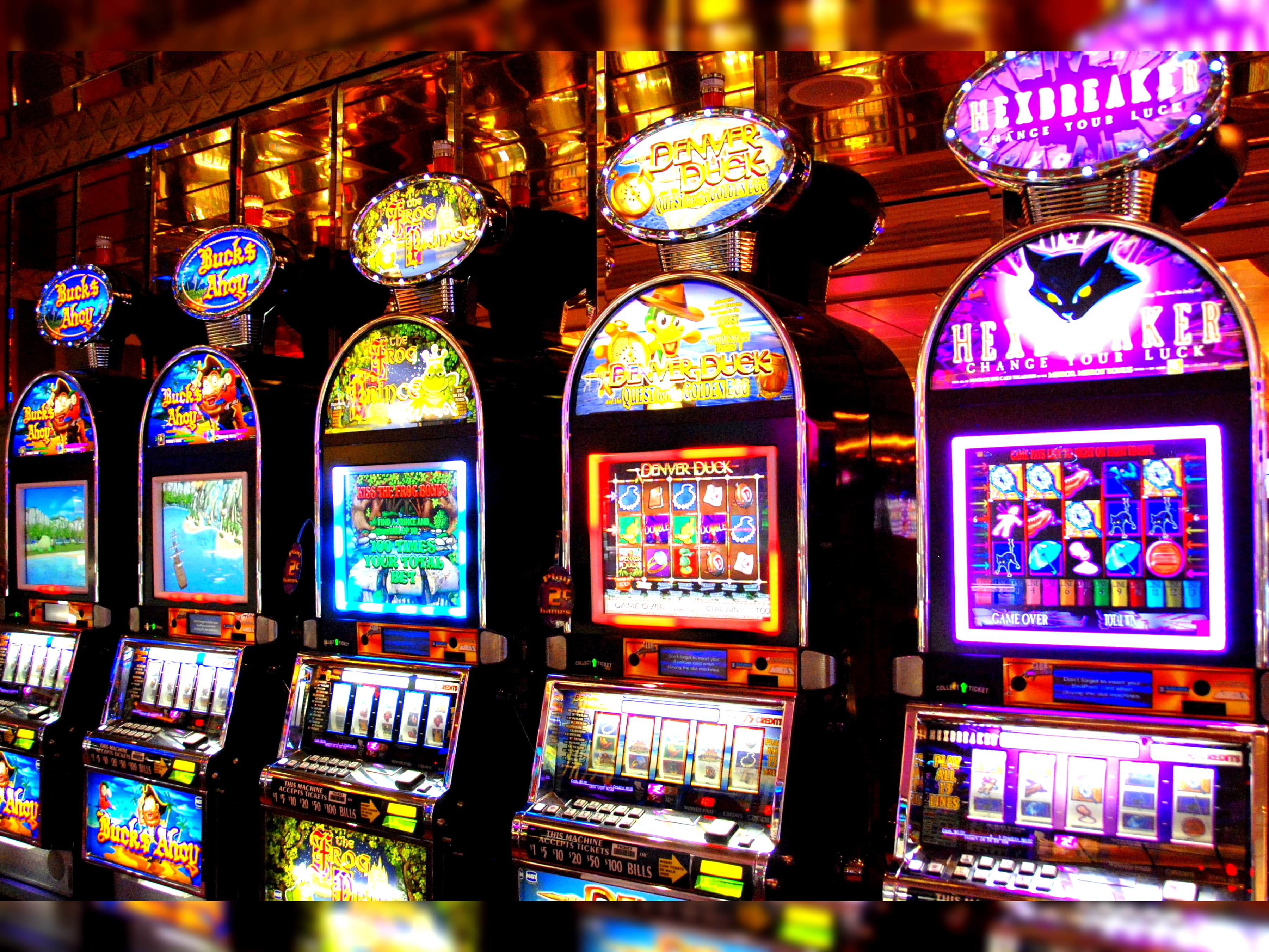 EURO 285 free casino chip at Superior Casino