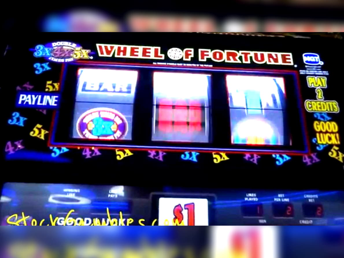 Eur 430 FREE Chip at Royal Panda Casino