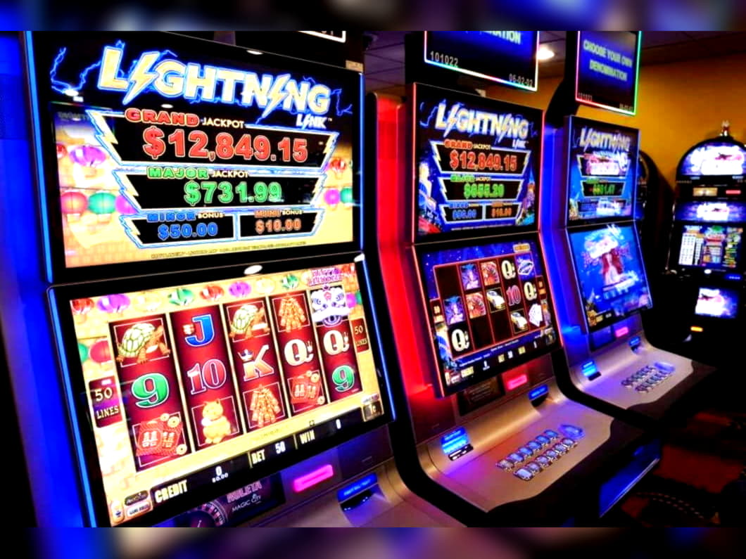 Eur 875 Mobile freeroll slot tournament at Slots Heaven Casino