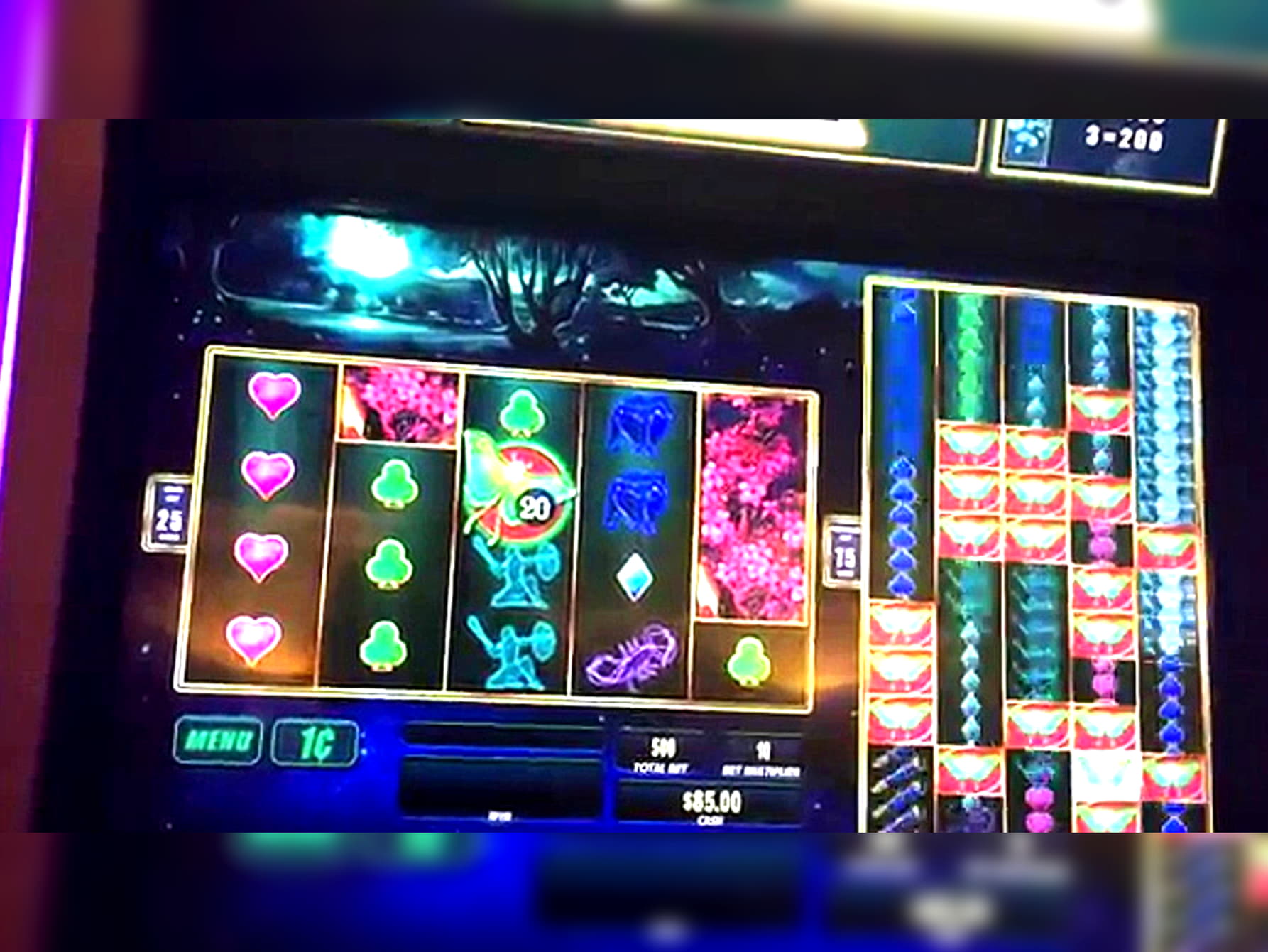 10 Free Spins right now at Mansion Casino