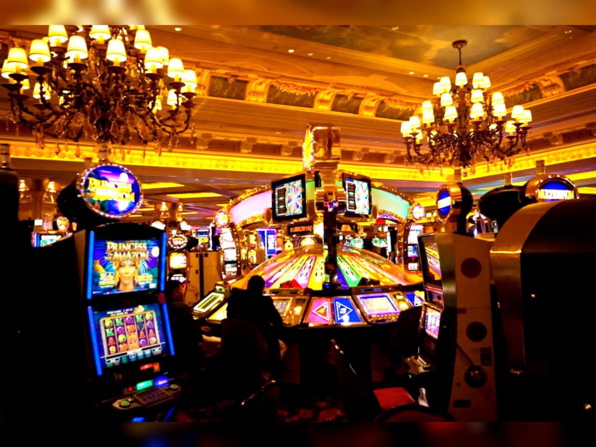 $540 Daily freeroll slot tournament at Liberty Slots Casino