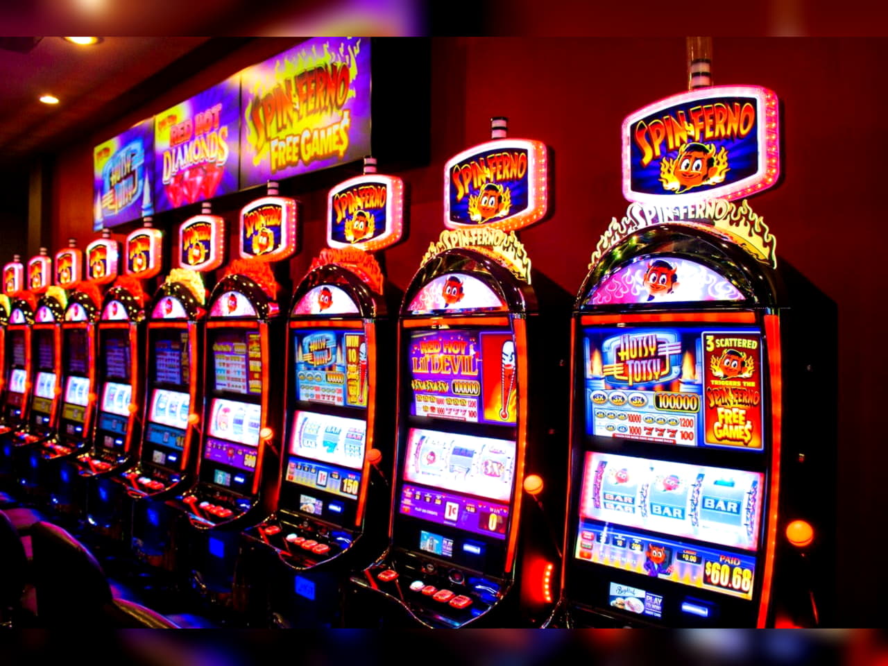 $3475 NO DEPOSIT CASINO BONUS at Royal Panda Casino