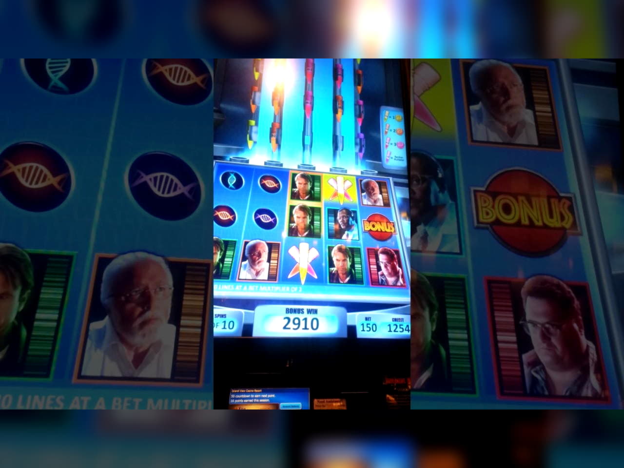 600% Match bonus casino at Royal Panda Casino