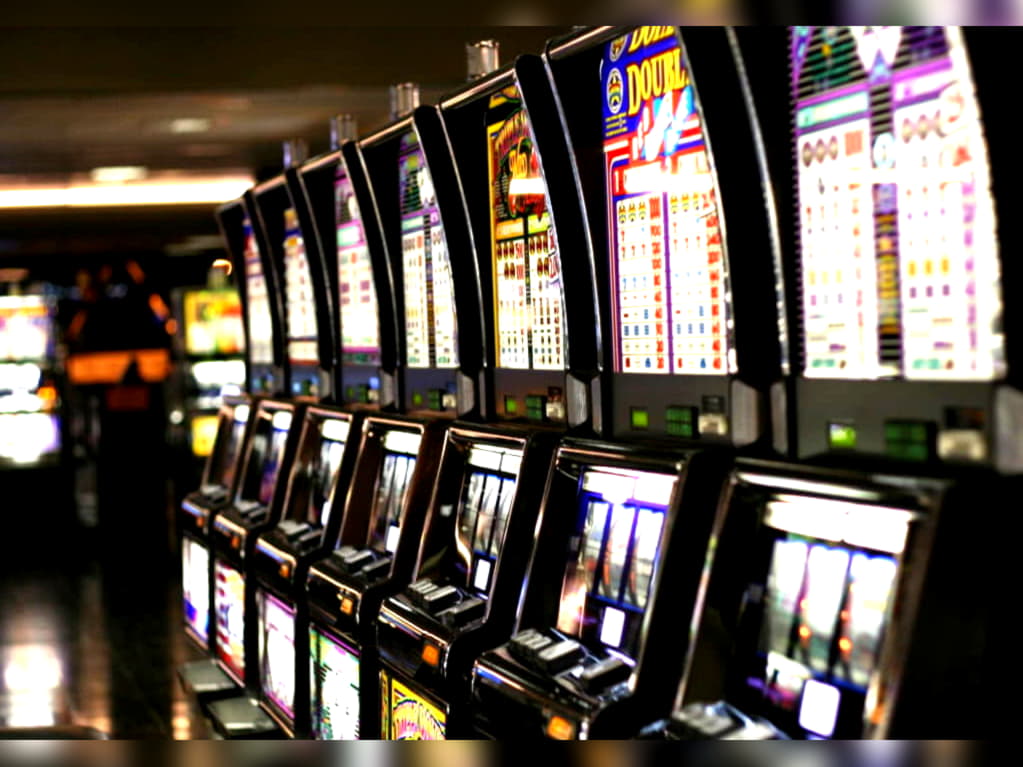 220 Free Spins no deposit at Estonia Casino 