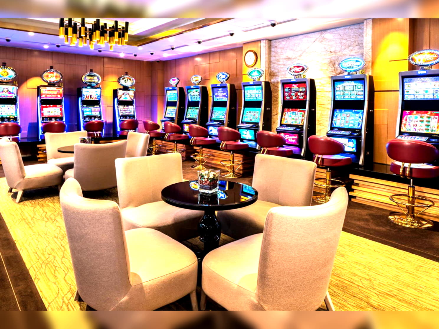EURO 2440 no deposit bonus code at Dubai Casino Online