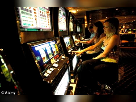 Eur 345 Daily freeroll slot tournament at No Bonus Casino
