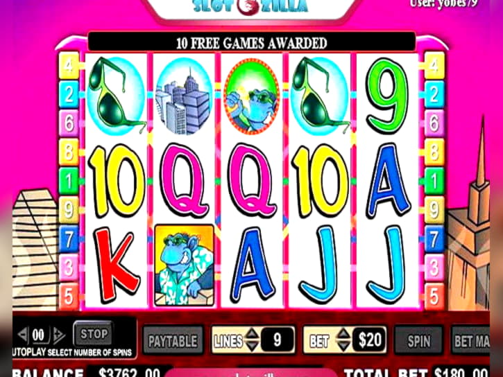 €999 Daily freeroll slot tournament at Superior Casino