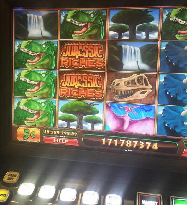 Eur 160 Free Chip at Royal Dubai Casino