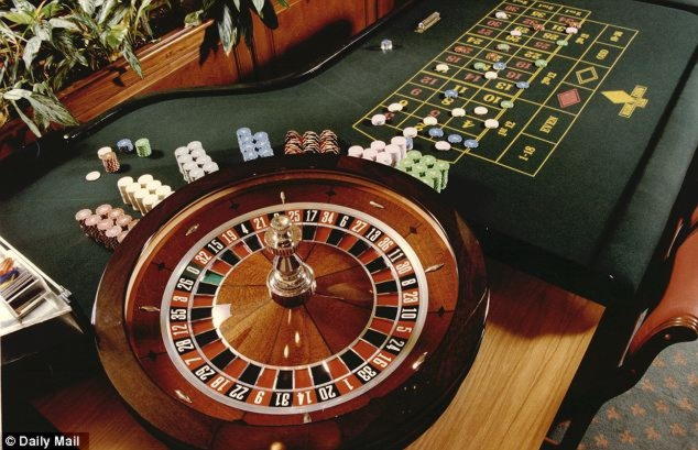 EURO 525 Daily freeroll slot tournament at Quatro Casino