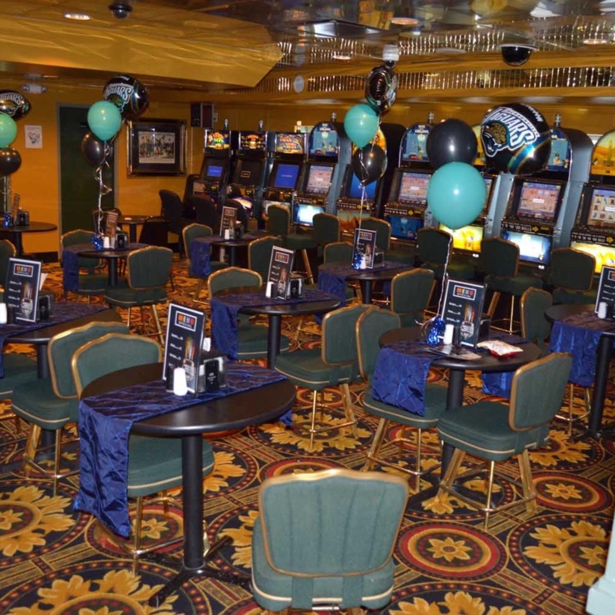 €355 FREE Chip at Luxury Casino