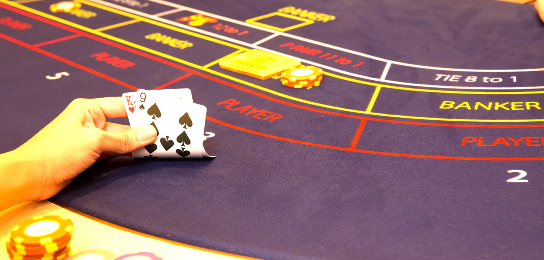 $2475 NO DEPOSIT BONUS at Quatro Casino