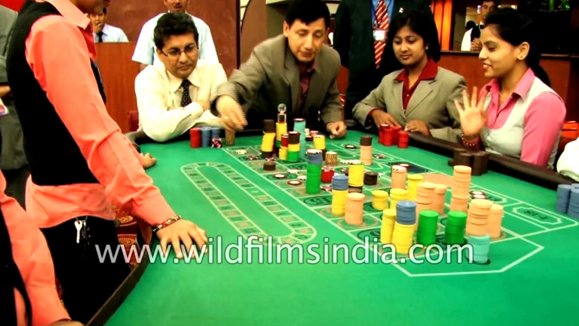 $4830 No deposit bonus casino at Luxury Casino