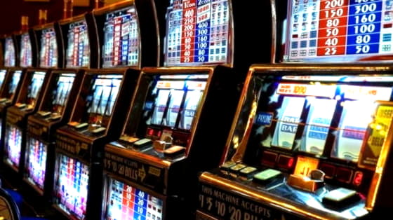 €99 Free Money at Luxury Casino