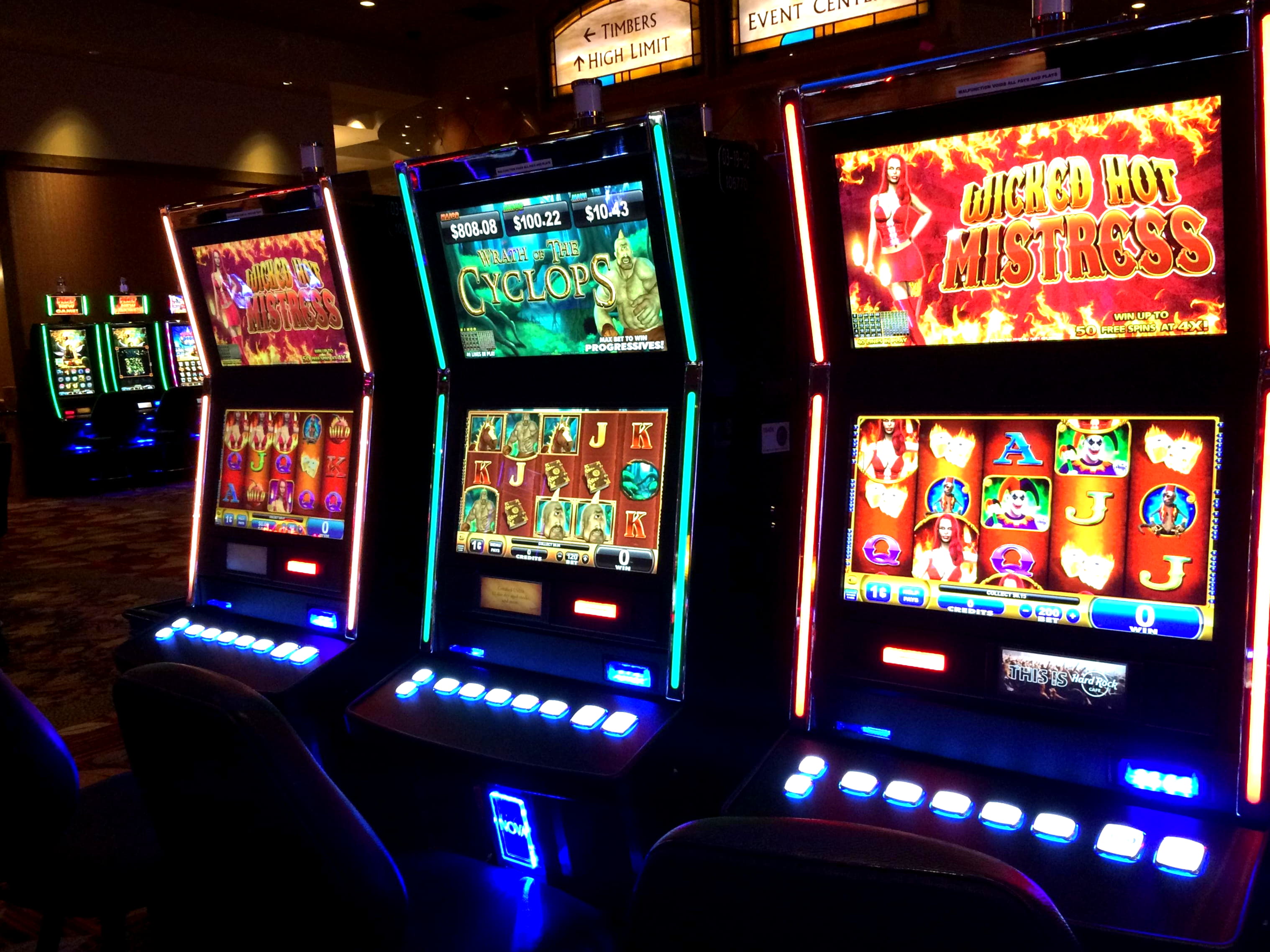 £4795 No deposit bonus casino at Luxury Casino