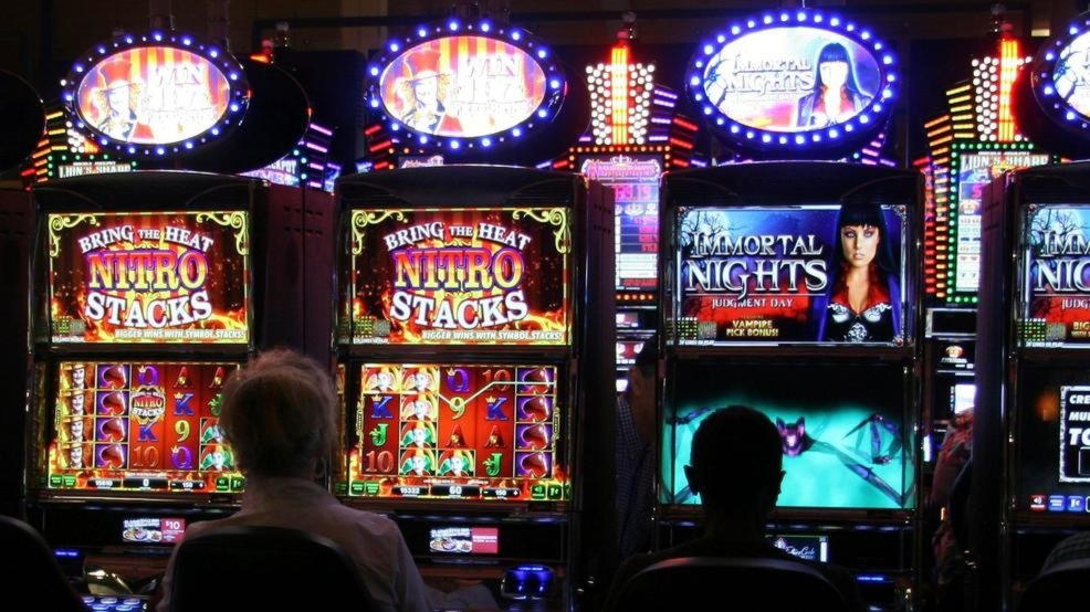 €290 casino chip at Red Flush Casino