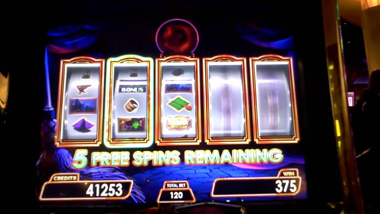 EUR 3250 no deposit bonus at 888 Casino