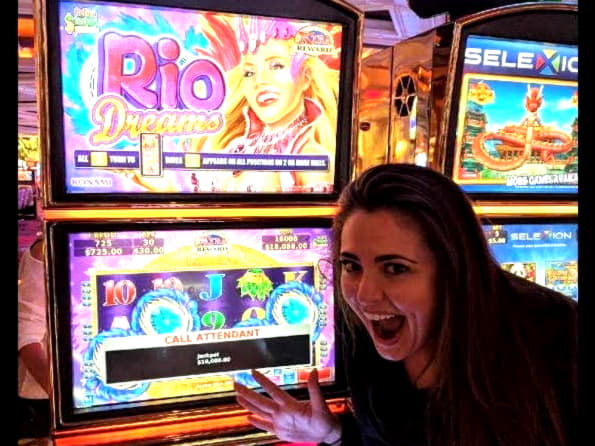125 Free spins casino at Luxury Casino