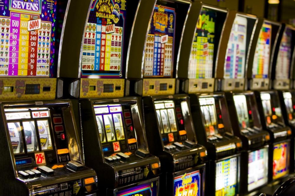225 free spins at Royal Dubai Casino