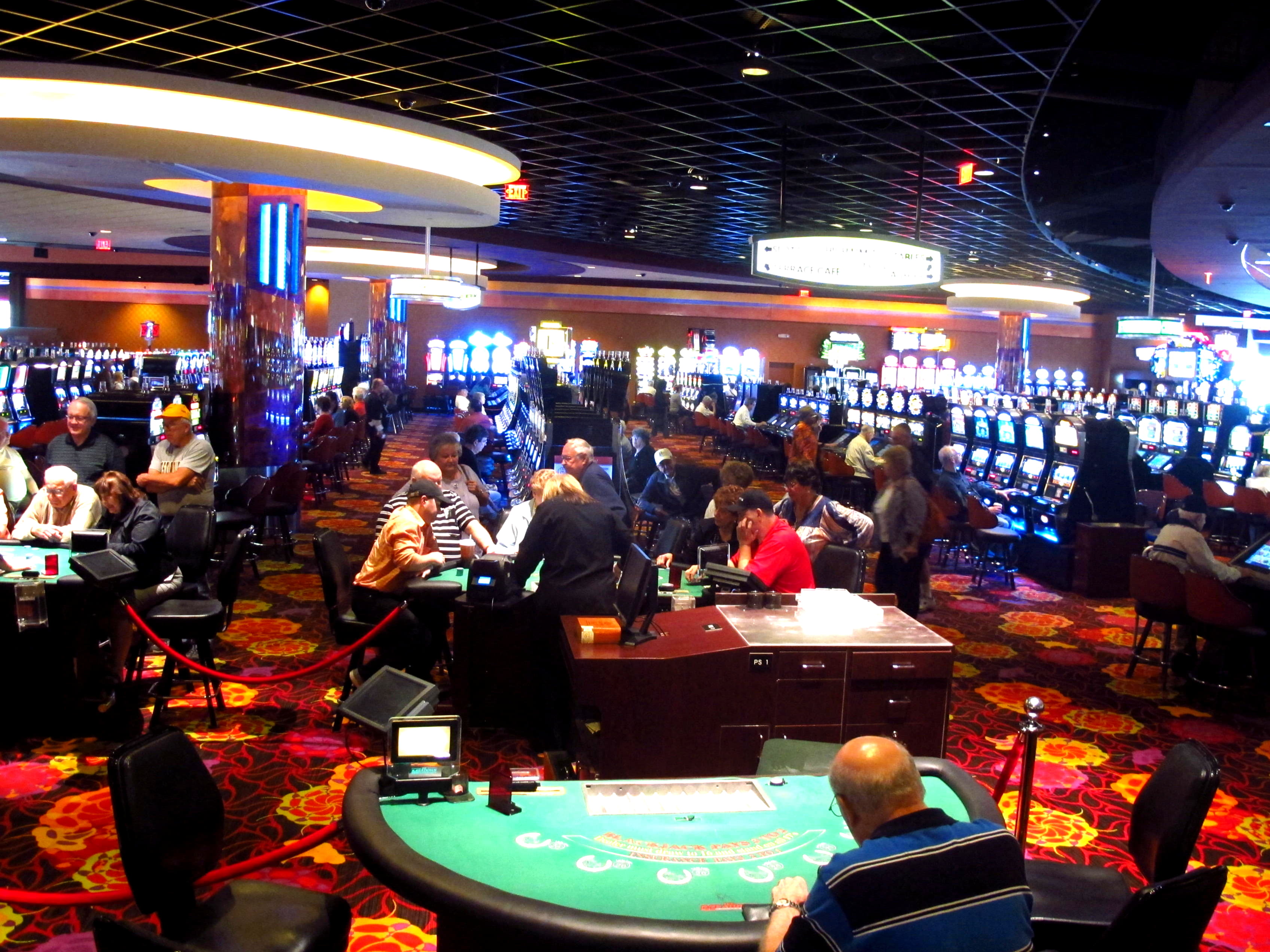 265 Free casino spins at Lucky Nugget Casino