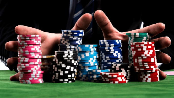 €515 Free Cash at 7 Sultans Casino