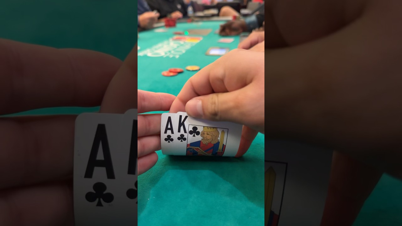 ROYAL FLUSH DRAW! But something feels off 🤔😳#poker #pokervlog #casino #gambling
